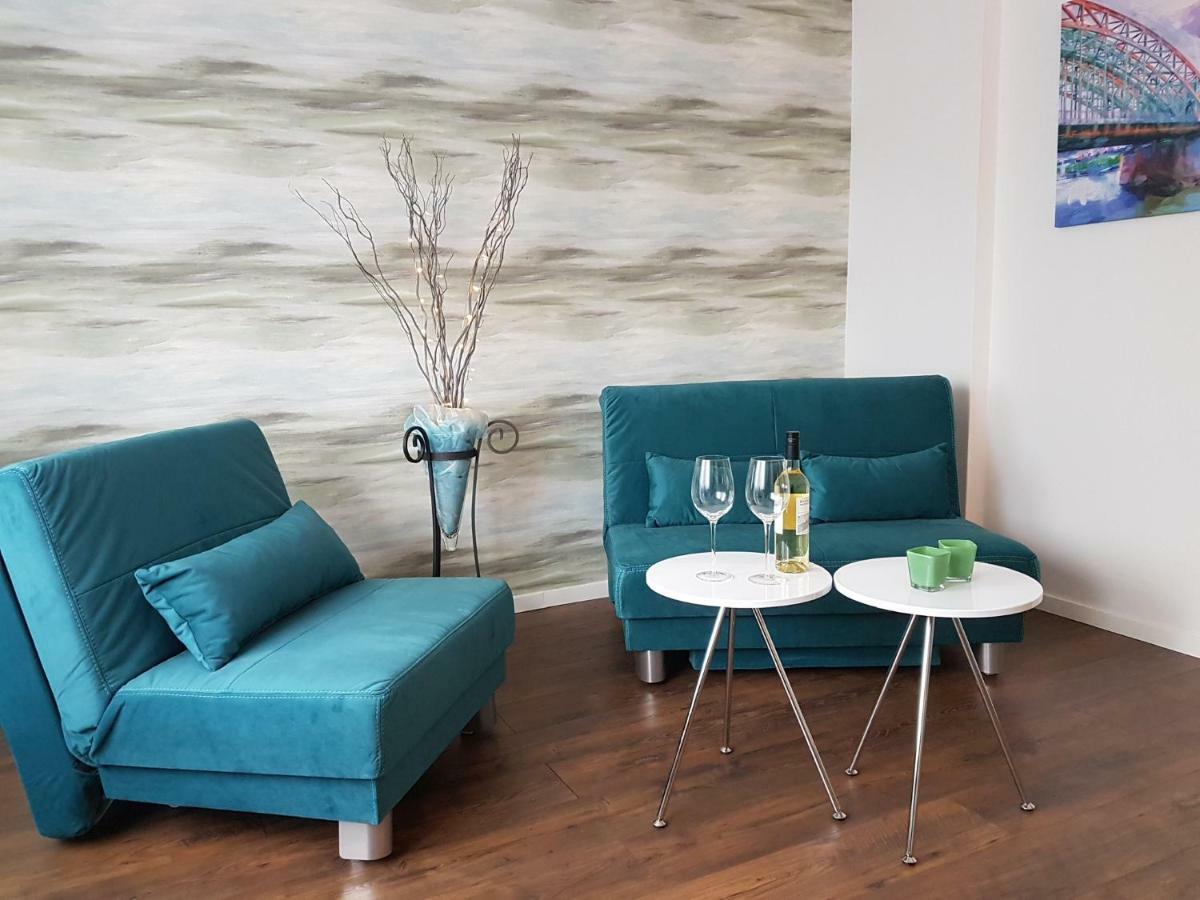 Apartment Alt-Refrath Bergisch Gladbach Bagian luar foto