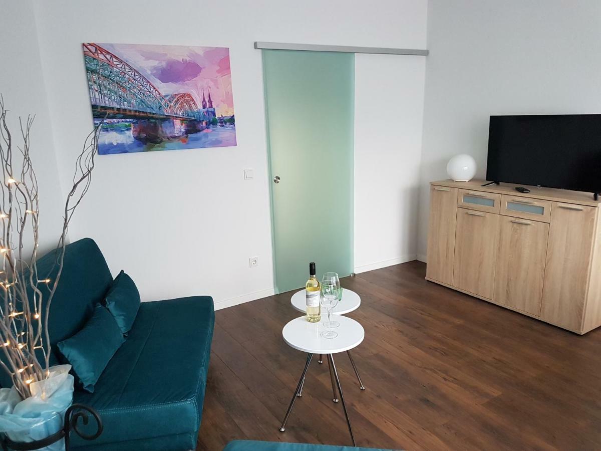 Apartment Alt-Refrath Bergisch Gladbach Bagian luar foto